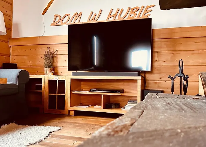 Dom W Hubie Z Sauna I Bawialnia Dla Dzieci